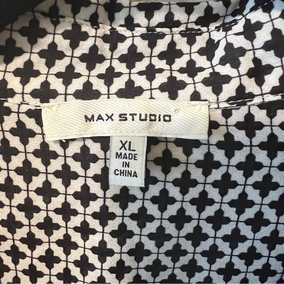 Max Studio XL Black and White Button Front Blouse - Picture 5 of 10